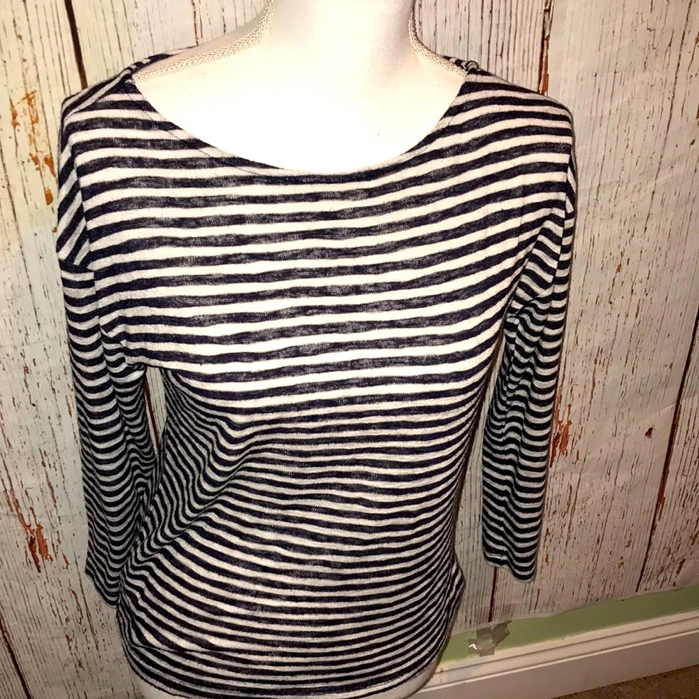 Lucky brand t shirt